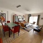Апартаменты Atlantic Lodge, 1ª Linha De Praia!
