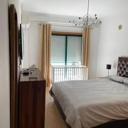 Atlantic Lodge, 1ª Linha De Praia! * Costa de Caparica