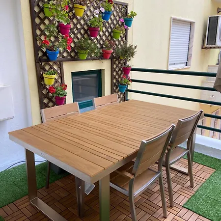 Atlantic Lodge, 1ª Linha De Praia! דירה