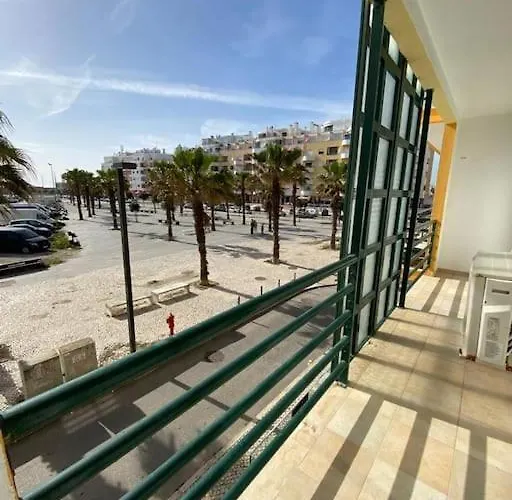 Atlantic Lodge, 1ª Linha De Praia!